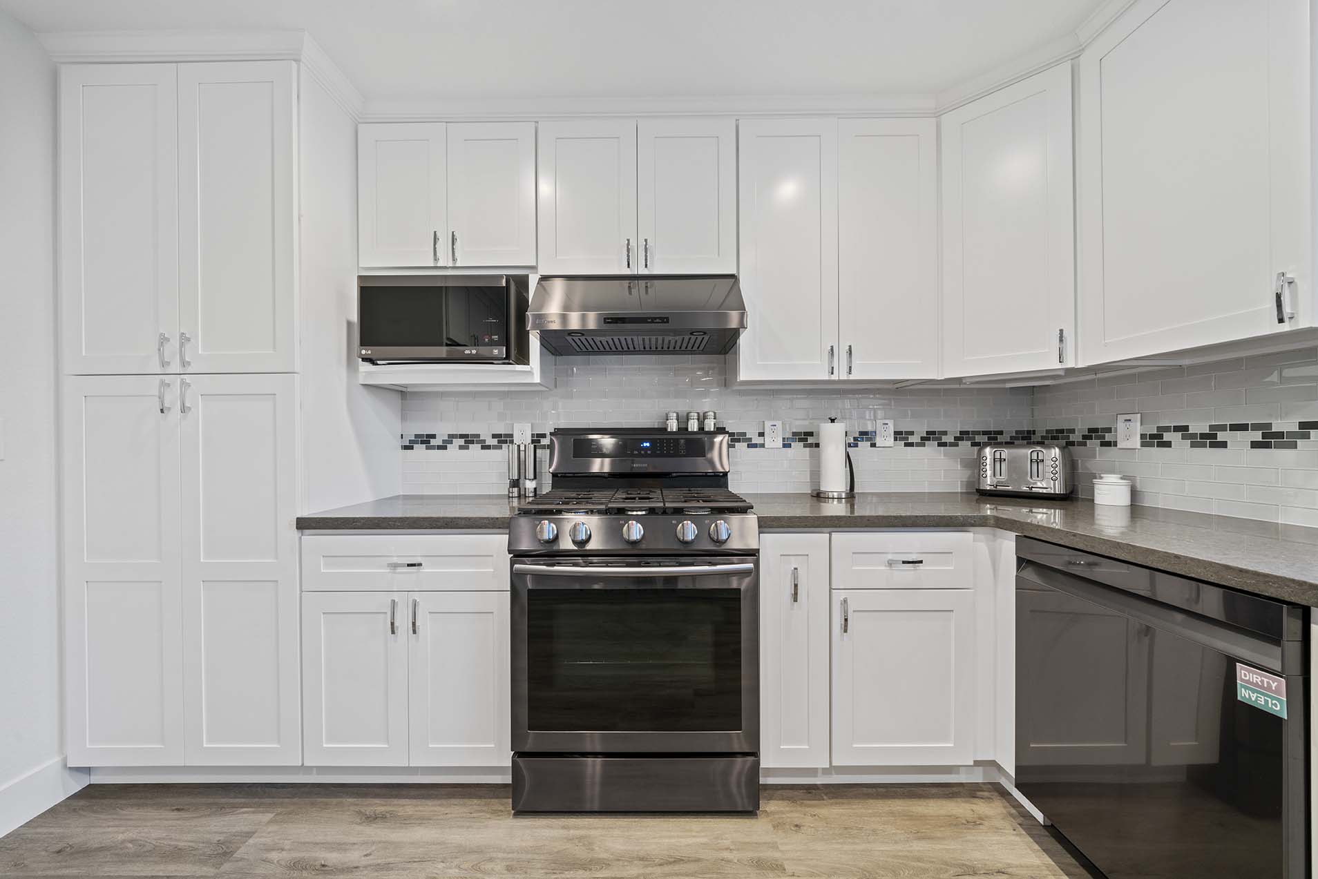 Kitchen Remodel in Citrus Heights, CA 95610 by Luxehome Construction Inc.