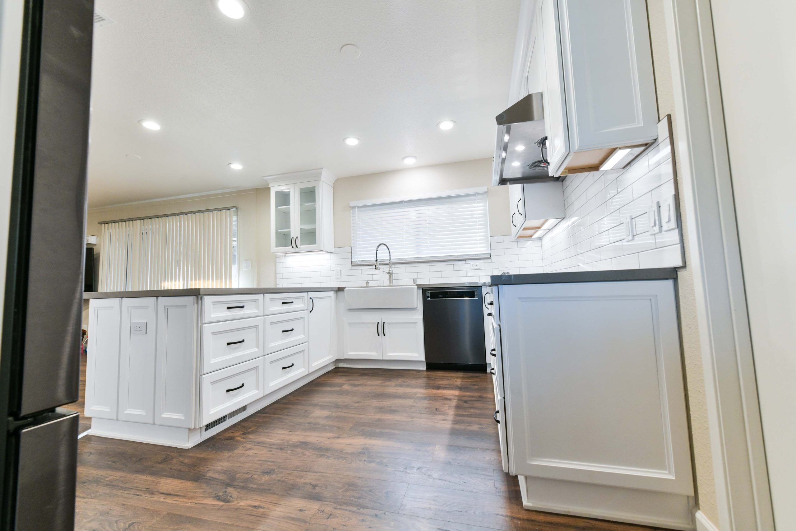 Kitchen Remodel with Modern Finishes
