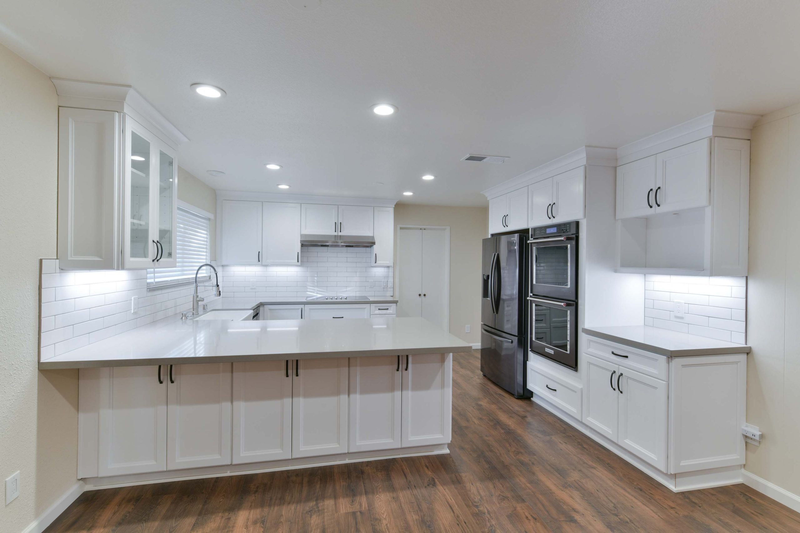 Quartz Countertops with Matte Finish