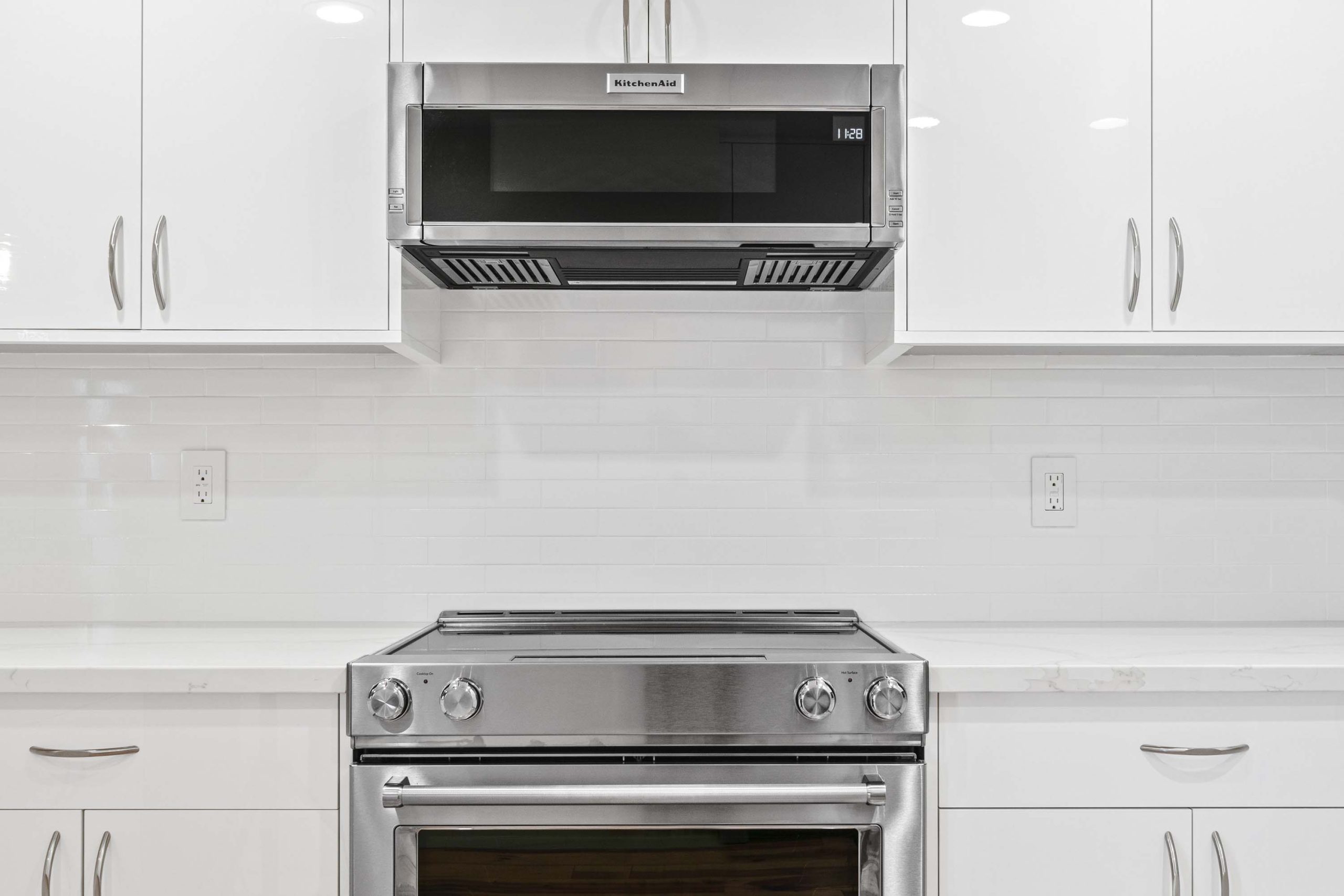 Stainless Steel Range and White Cabinets Fair Oaks CA 95628